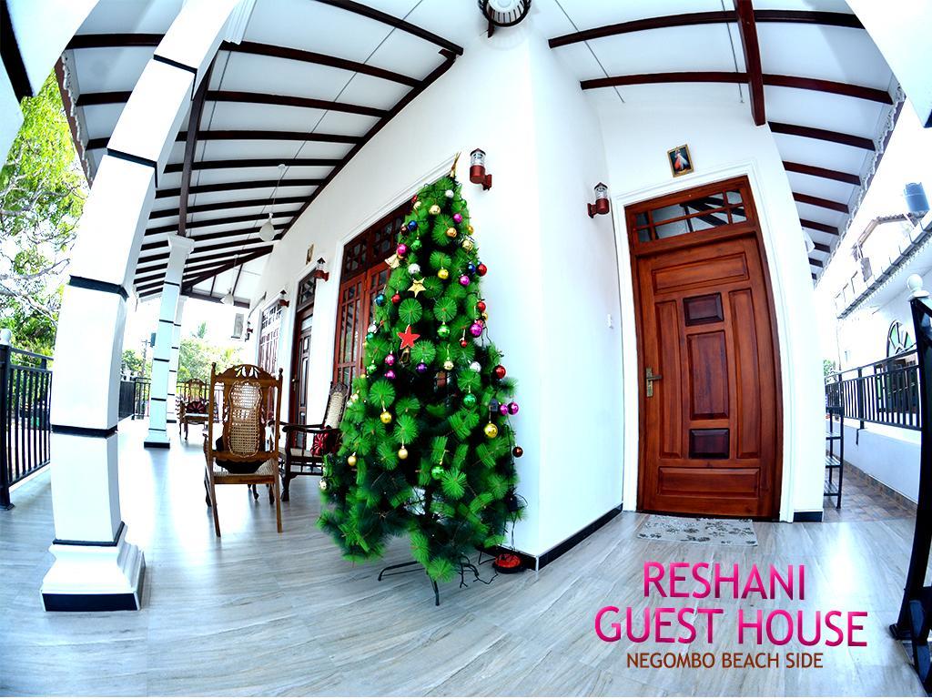 Reshani Guest House Negombo Esterno foto